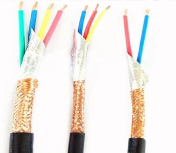 RS-485电缆的信号线采用了STP-120Ω（欧姆）双绞屏蔽总线。